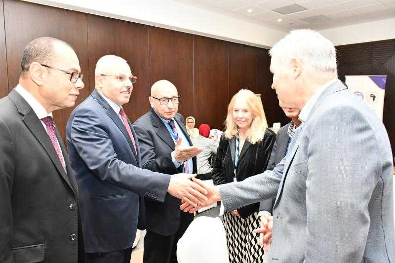 جامعة قناة السويس تستضيف المؤتمر الدولي للجمعية الأفريقية للعلوم الفسيولوجية