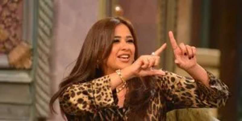 ياسمين عبدالعزيز 