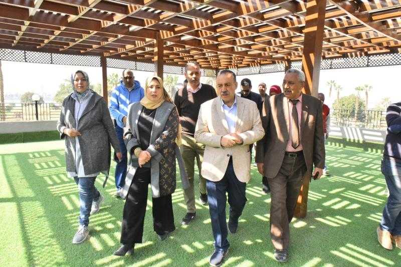 محافظ أسيوط يتفقد أعمال التطوير والتجديد الجارية بمركز الخدمات المتكاملة للتضامن الإجتماعي بمركز الفتح