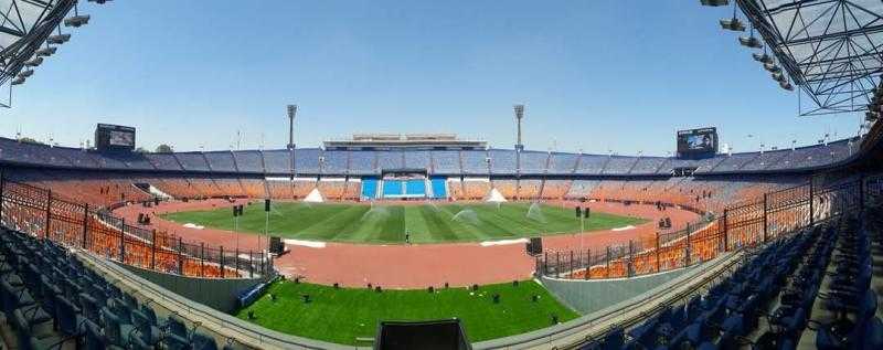 بينهم ستاد القاهرة .. كاف يختار مجموعة من الملاعب الكبرى لتصفيات مونديال 2026