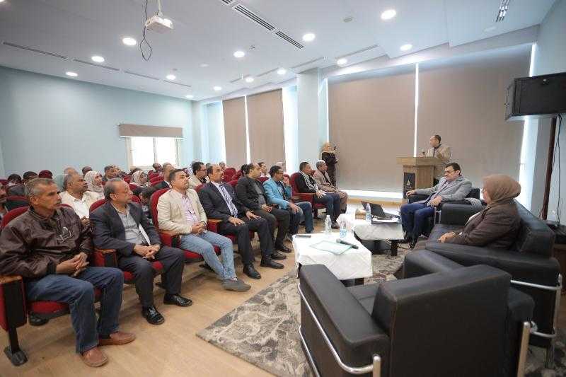 مديرية التنظيم والإدارة بقنا تعقد ندوة حول اختصاصات الموارد البشرية والإصلاح الإداري