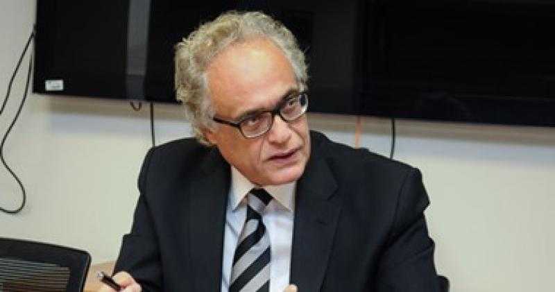 مسؤول سابق بالأمم المتحدة : مصر الأولى عالميًا في الولادات القيصرية