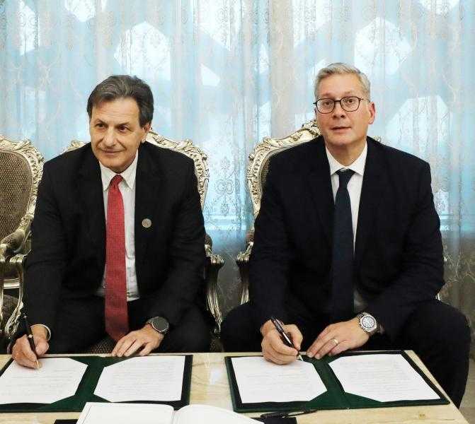 اتفاق مصري يوناني للتعاون في تطبيق تقنيات جمع وتخزين الكربون