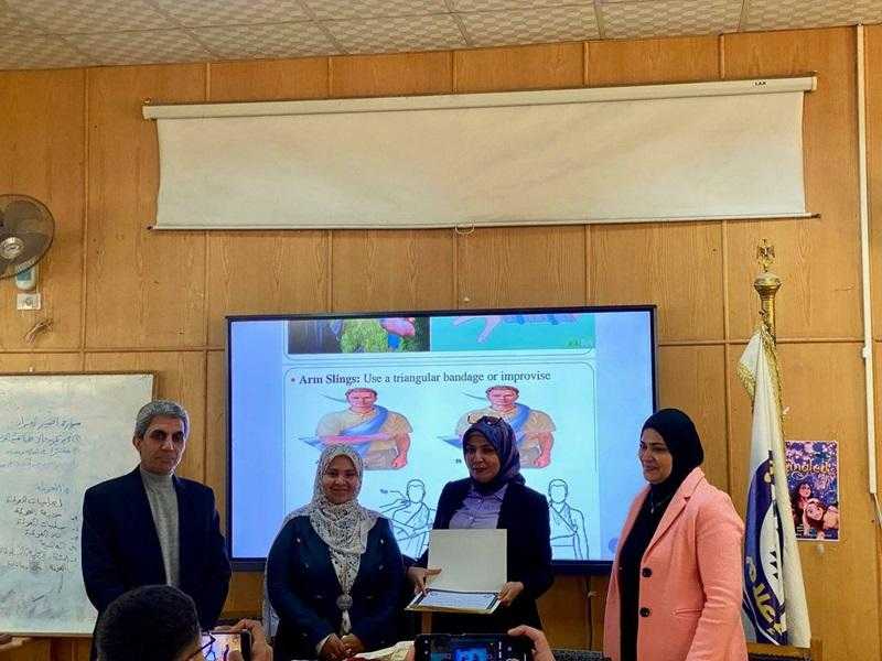كلية الإعلام بجامعة بني سويف تنظم دورة اسعافات أولية