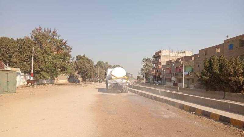 محافظ أسيوط: تسوية وتمهيد الطرق غير المرصوفة بمركز ساحل سليم لتحسين الخدمات المقدمة للمواطنين