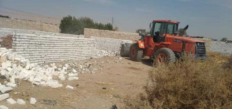 استرداد ٢ قطعة أرض بمركز أرمنت بالأقصر بمساحة ٢٤٥٨.٦ متر