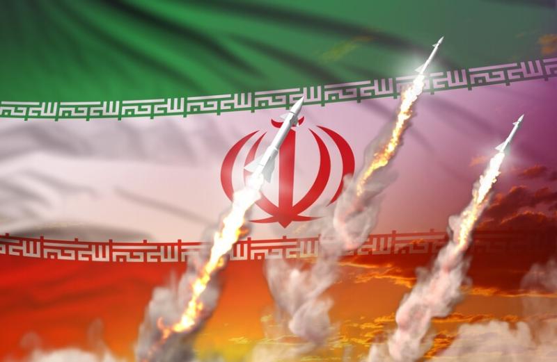 علم إيران