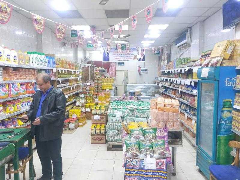 «التموين» تواصل صرف مقررات مايو وتوسع مبادرة «سوق اليوم الواحد» لتوفير السلع بأسعار مخفضة