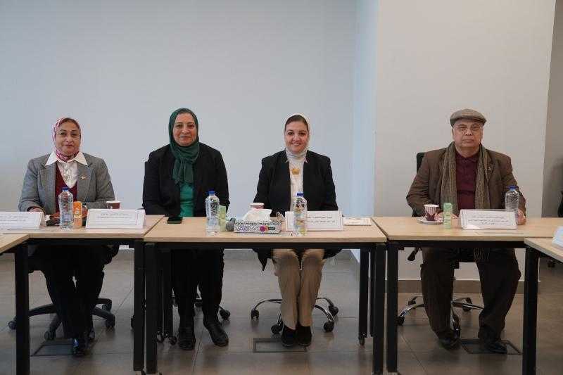 أول اجتماع لمجلس قطاع الدراسات العليا والبحوث بجامعة عين شمس برئاسة الدكتورة أماني اسامة كامل