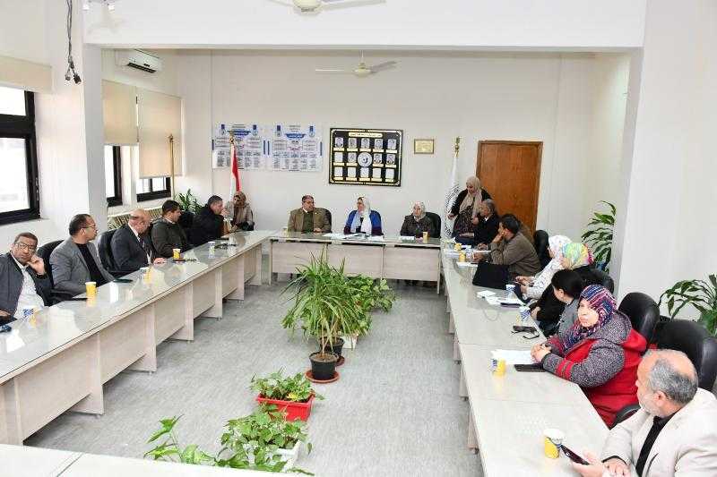 جامعة قناة السويس تستعرض إنجازاتها المجتمعية.. وتعلن عن فعاليات جديدة في مجلس شئون خدمة المجتمع وتنمية البيئة
