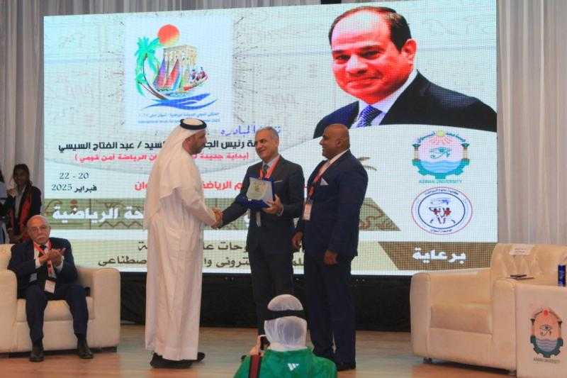 وفد الإمارات يشيد بجامعة أسوان خلال المشاركة في الملتقى الدولي الرابع للسياحة الرياضية