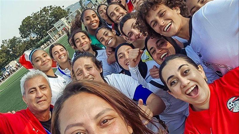 منتخب الكرة النسائية