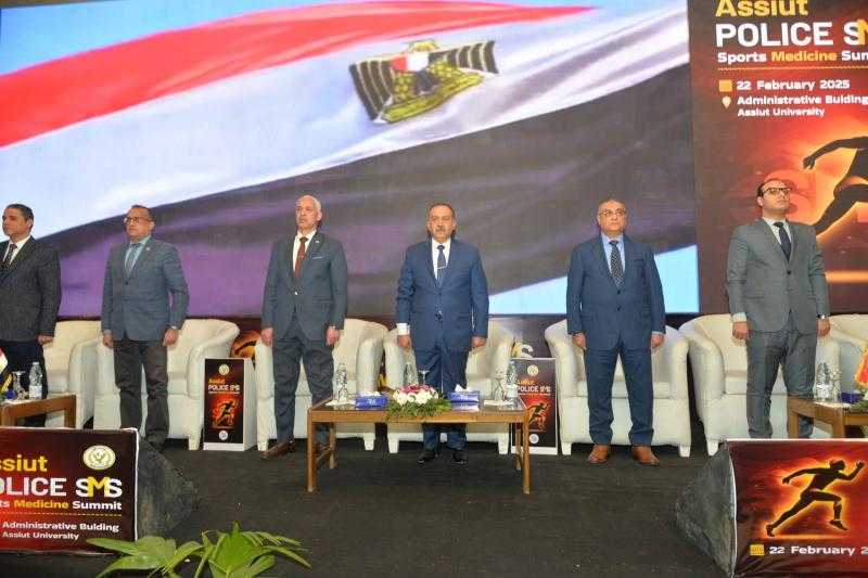 محافظ أسيوط يشهد فعاليات الجلسة الإفتتاحية للمؤتمر العلمى الأول للطب الرياضي لمستشفى الشرطة