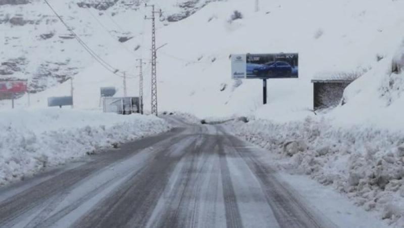 عاصفة ثلجية