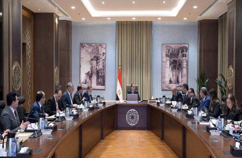 رئيس الوزراء يُتابع جهود إتاحة مخزون آمن من السلع والمنتجات الإستراتيجية