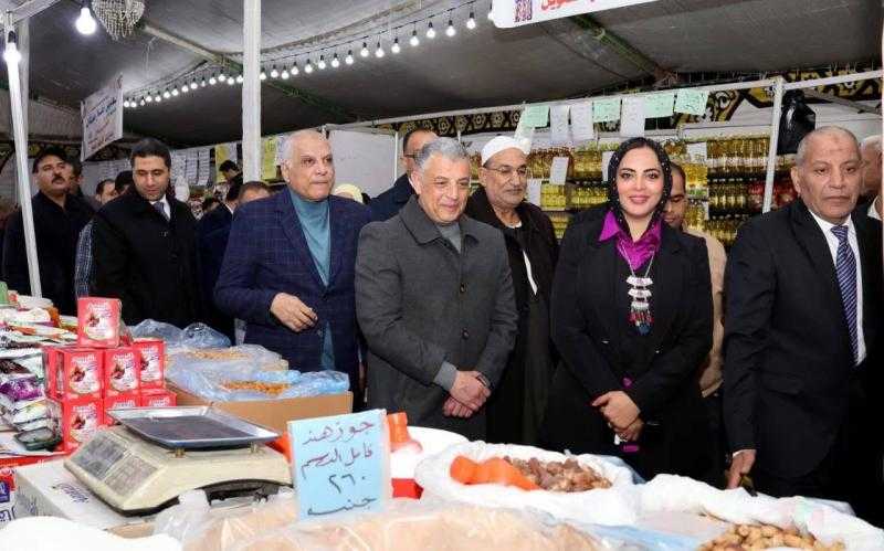 تنفيذاً لتوجيهات وزير التموين… محافظ الإسماعيلية يفتتح معرض أهلًا رمضان بحديقة الشيخ زايد