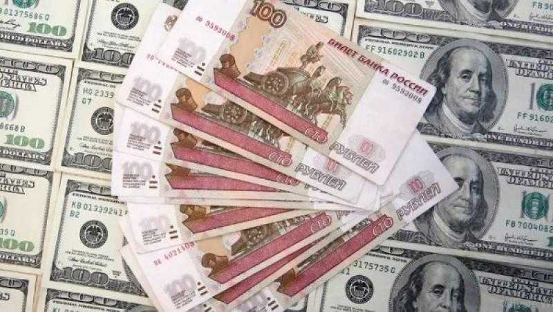 الروبل الروسي يرتفع مقابل الدولار بسبب بوتين