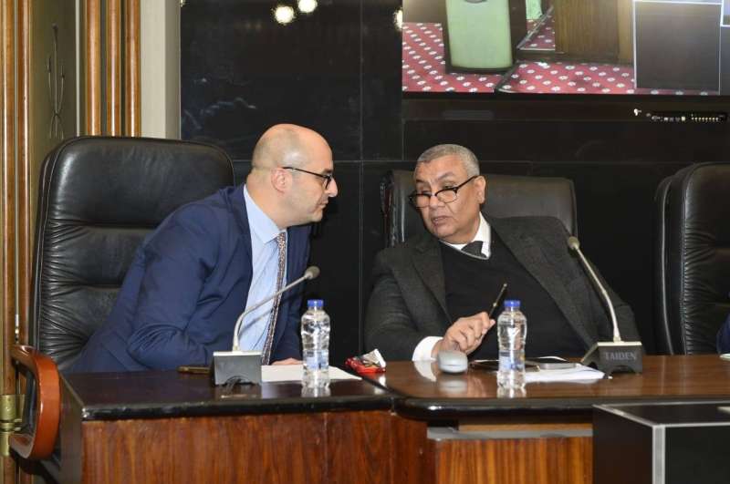 مصطفى سالم وكيل لجنة الخطة والموازنة بمجلس النواب ومحمد شمروخ رئيس جهاز تنظيم الاتصالات