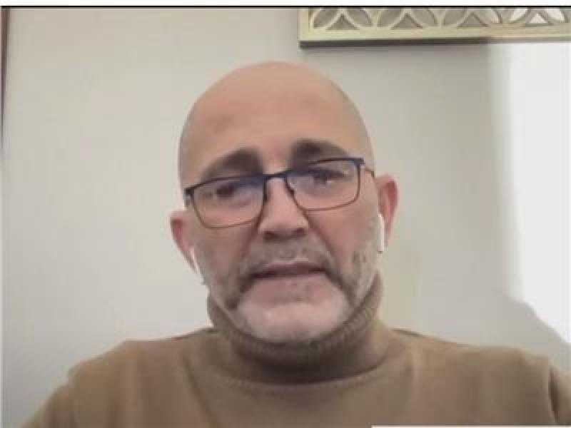 خبير سياسي: ترامب أحرج زيلينسكي.. والمشهد «مضحكًا ومبكيًا»