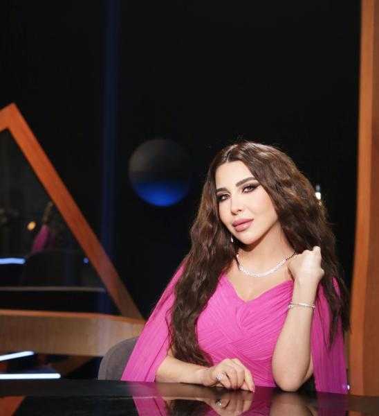 بدرية طلبة تكشف تفاصيل تجربتها بعمليات التجميل مع أميرة بدر ببرنامج ”أسرار”