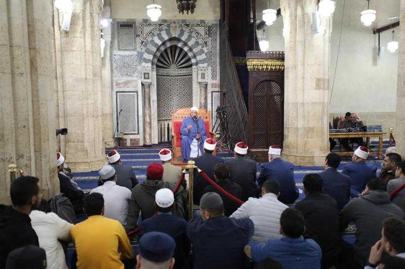 أمين كبار العلماء: التصدق والإنفاق من أفضل الأعمال في شهر رمضان