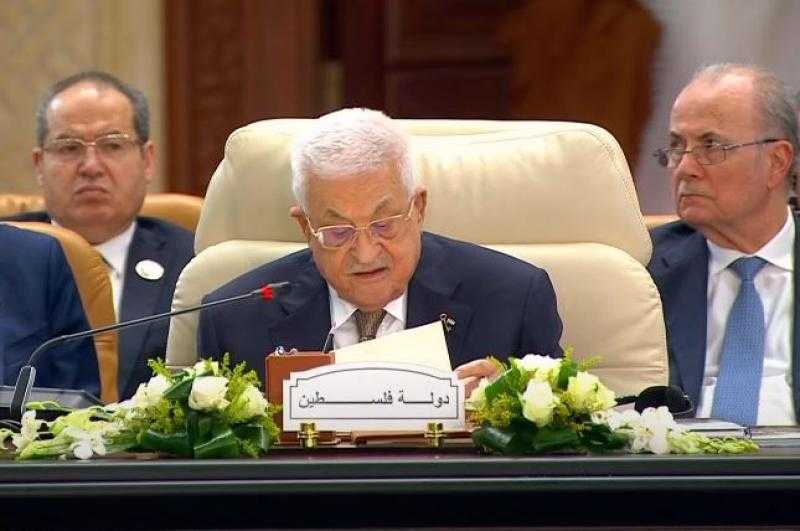 أبو مازن يقدم رؤية فلسطين أمام القمة العربية