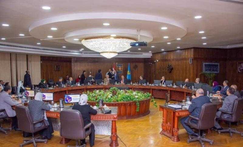 ترقية 26 عضواً بهيئة التدريس وتعيين 19 مدرساً بجامعة طنطا