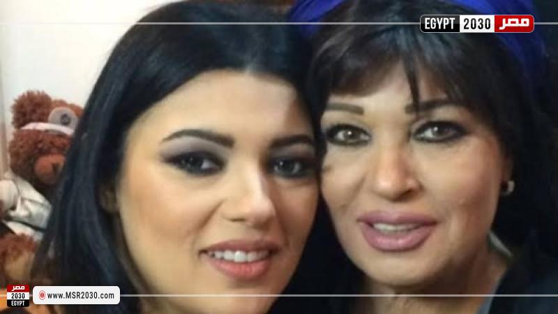 فيفي عبده وابنتها عزة مجاهد