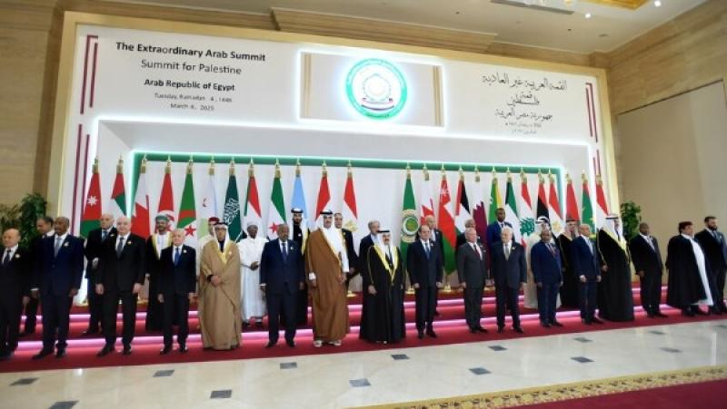 أعضاء الاجتماع