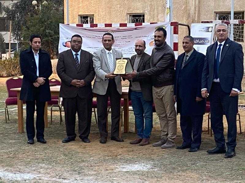 تحت شعار إبدأها صحية برياضة جامعية جامعة عين شمس تشارك في مبادرة بداية الطلابية بجامعة الأزهر