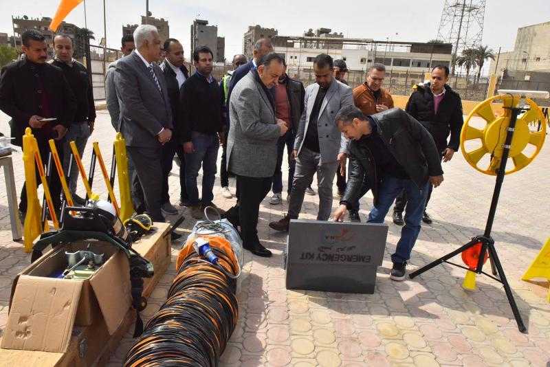 محافظ أسيوط يتفقد مركز تدريب السلامة والصحة المهنية بشركة مياة الشرب والصرف الصحي