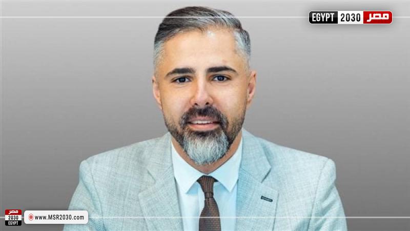 أحمد عزام