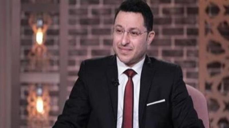 علاج الزوجة ودوائها ليس فرض على الزوج.. داعية يتراجع بعد تصريح المفتي السابق