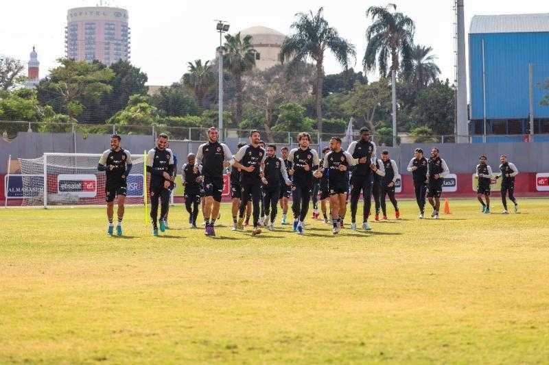 الأهلي يبدأ الاستعدادا لمواجهة الزمالك في القمة دوري نايل