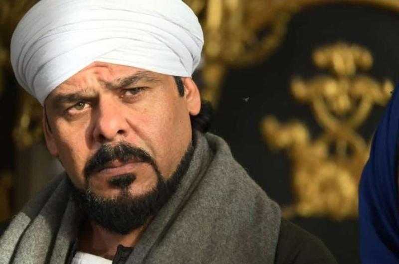 خاص| منذر رياحنة عن حكيم باشا:فخور أن أكون جزءًا من هذا العمل الذي يفتح الأفق لتساؤلات هامة حول الواقع الذي نعيشه