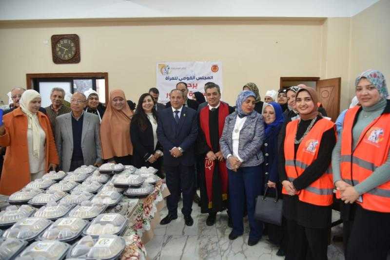 محافظ بورسعيد يزور مطبخ المصرية لإفطار الصائمين بالكنيسة الإنجيلية