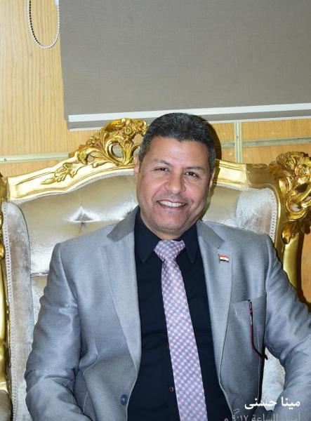 الدكتور مؤمن عبد العزيز