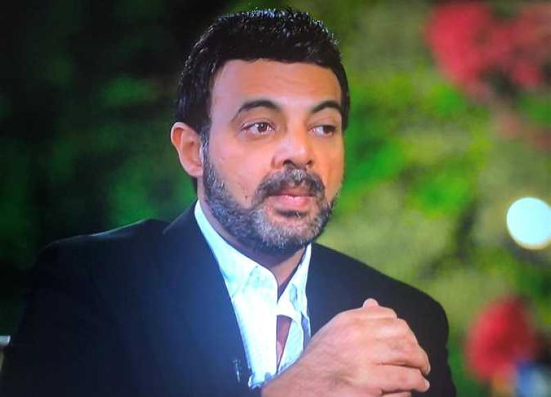 عمرو محمود ياسين 
