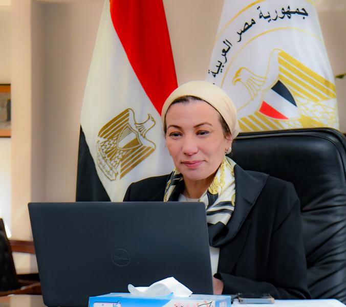 وزيرة البيئة 