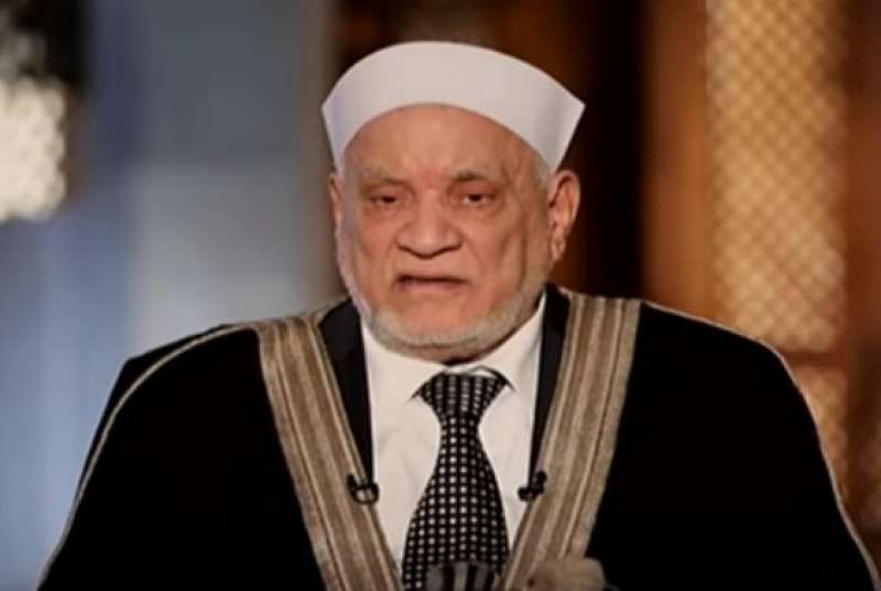 أحمد عمر هاشم 