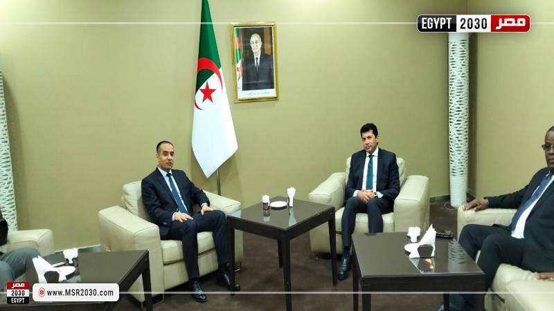 وزير الشباب والرياضة