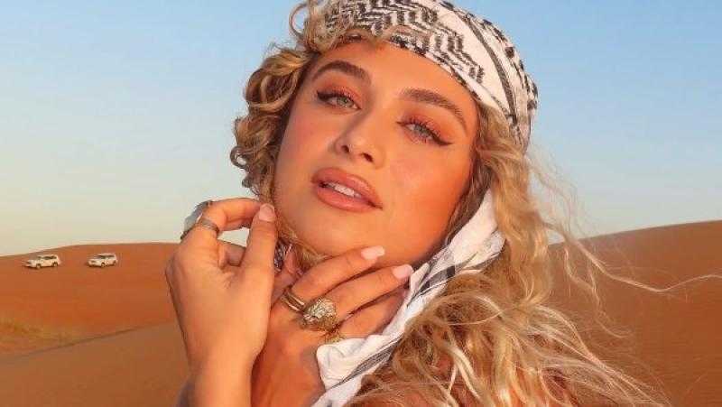 بعد إعلانها مع أحمد سعد.. من هي المطربة اليونانية أنتيجوني؟