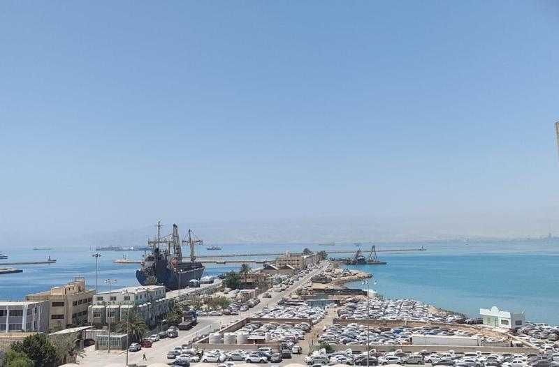 تداول 23 ألف طن و1063 شاحنة بضائع عامة ومتنوعة بموانئ البحر الأحمر