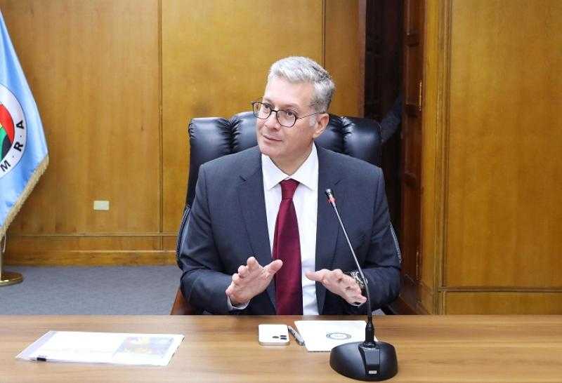 وزير البترول يستعرض الوضع بالنسبة للمخزون الاستراتيجى من المنتجات البترولية خلال اجتماعه مع السيسي