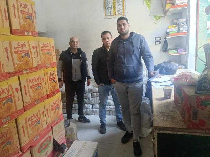ضبط طن و500 كيلو ارز ومكرونة منتهية الصلاحية و240 لتر زيت طعام مجهول المصدر ببلبيس بالشرقية