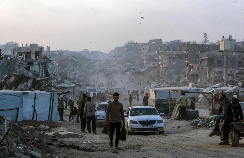 الرئيس السيسي وملك البحرين يدينان الضربات الجوية على قطاع غزة