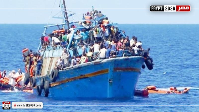 غرق سفينة لمهاجرين في البحر المتوسط