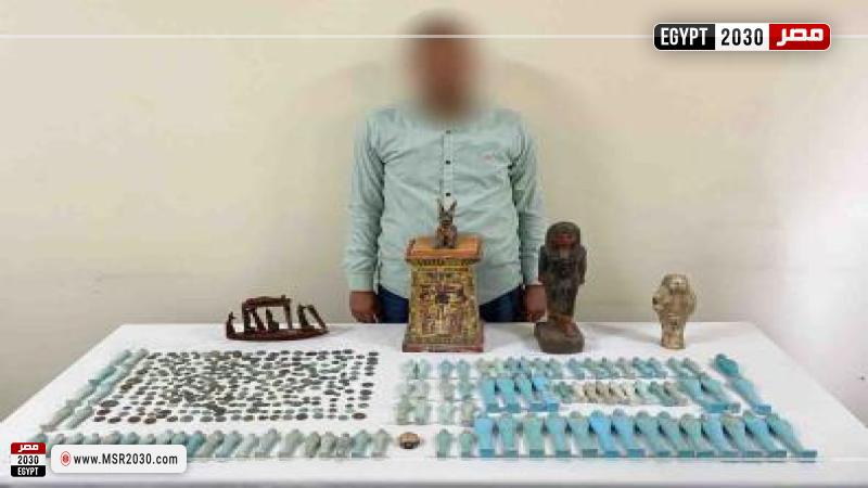 ضبط 390 قطعة أثرية 