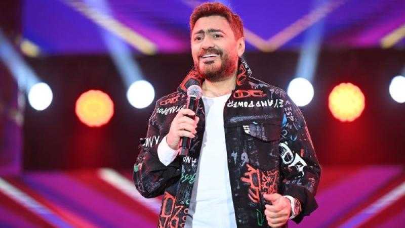 تامر حسني يدعم محمد سامي بعد قراره الأخير