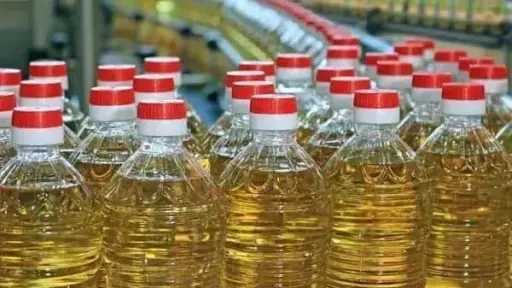 أسعار زيت الطعام اليوم الأحد عند التاجر.. بكام سعر زيت الأولين